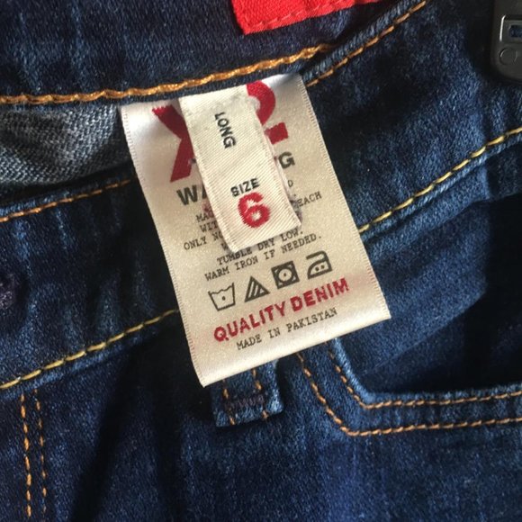 Express X2 Slim W10 Low Rise Flare Leg Jean size 6 - Picture 2 of 5